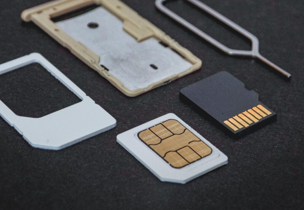 sim card, card, memory, micro sd, telephone, technology, mobile, communication, cellular, phones, telecommunication, cards, gsm, sms, connection, smartphone, tray, networks, cells, slot, adapter, needle, sim card, sim card, sim card, sim card, sim card